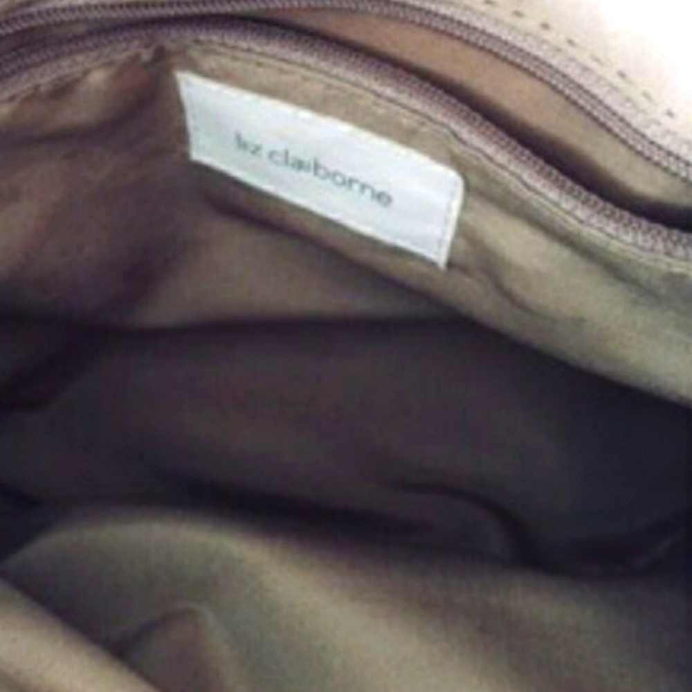 Liz Claiborne women's red tote vintage bag. Some wear on inside. As is. - Picture 3 of 7